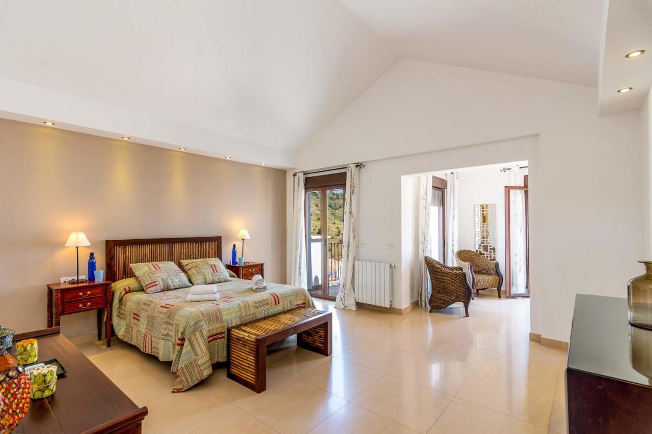 Nerja Paradise Rentals - Villa Cataleya فريجيليانا المظهر الخارجي الصورة