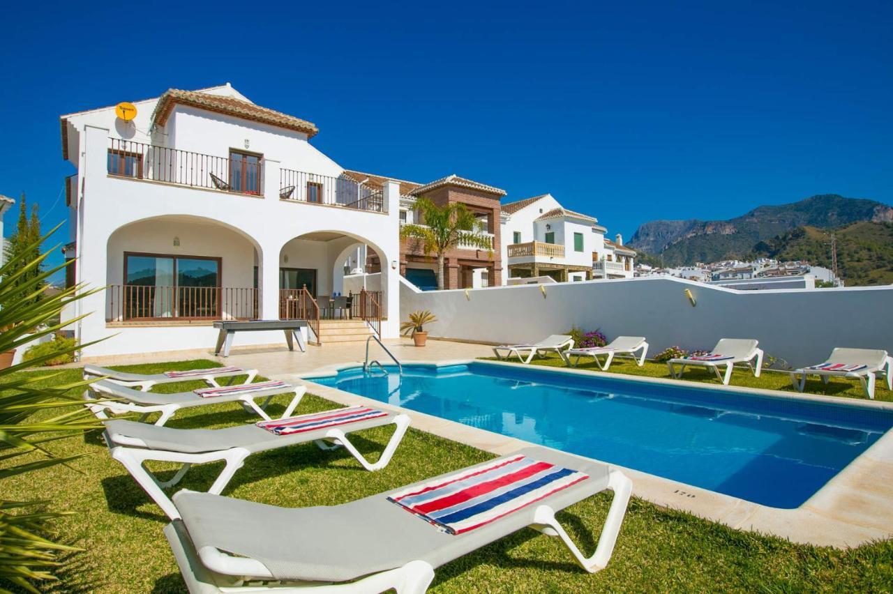 Nerja Paradise Rentals - Villa Cataleya فريجيليانا المظهر الخارجي الصورة