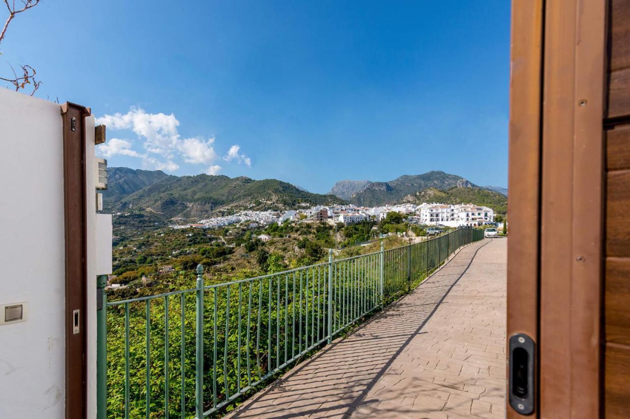 Nerja Paradise Rentals - Villa Cataleya فريجيليانا المظهر الخارجي الصورة